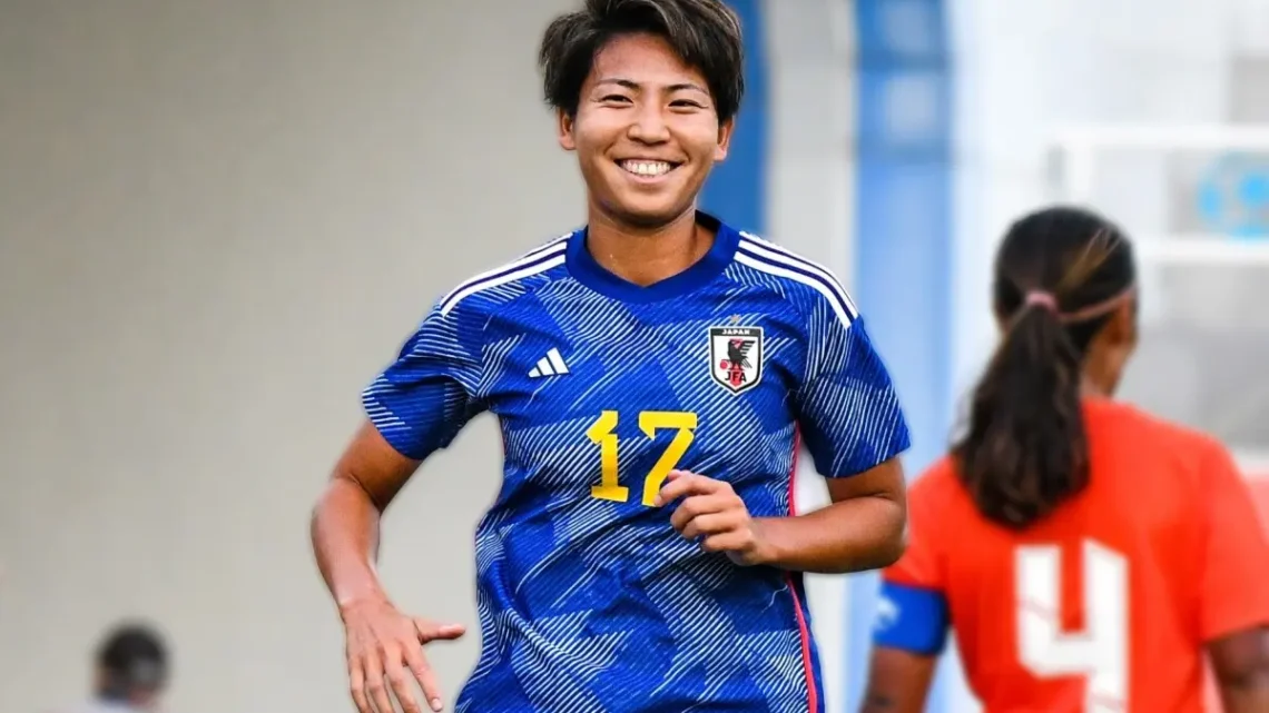 Kiko Seike Biography: Age, Net Worth, Height, Club, Team, Nationality, Stats, Salary, Spouse