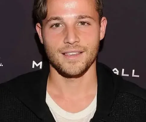 Shawn Pyfrom Biography: Age, Net Worth, Height, TV Shows, Wife, Songs, Career, Advocacy
