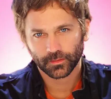 Nicolás Pauls Biography: Songs, TV Shows, Net Worth, Instagram, Height, Spouse, Age, Children