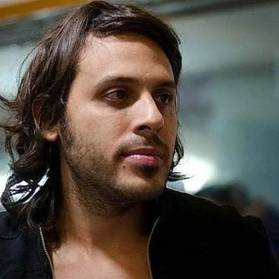 Florentino Primera Biography: Children, Age, Songs, Brother, Net Worth, Awards, Parents, Girlfriend