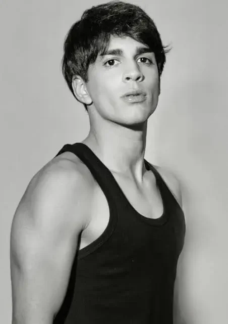 Juan David Penagos Biography: Movies, Girlfriend, Awards, Instagram, Net Worth, Height, Age, TV Shows