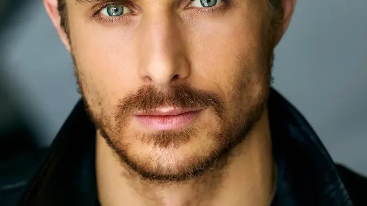 Alexander Cubis Biography: Age, Career, Height, Net Worth, Parents, Wife, Instagram, Movies, TV Shows