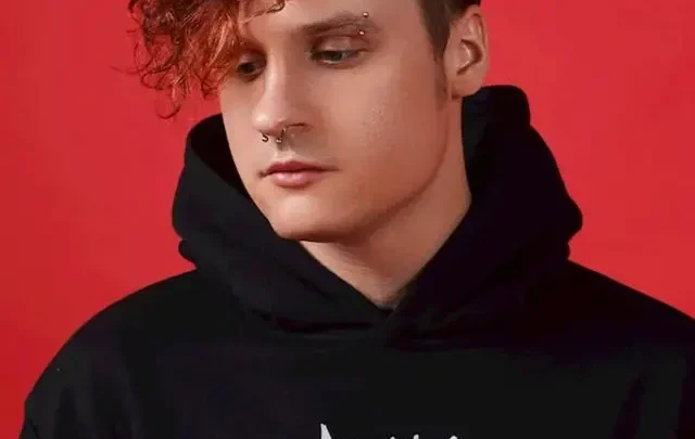 MUKKA (singer) Biography: Instagram, Albums, Height, Awards, Girlfriend, Net Worth, Age, Songs