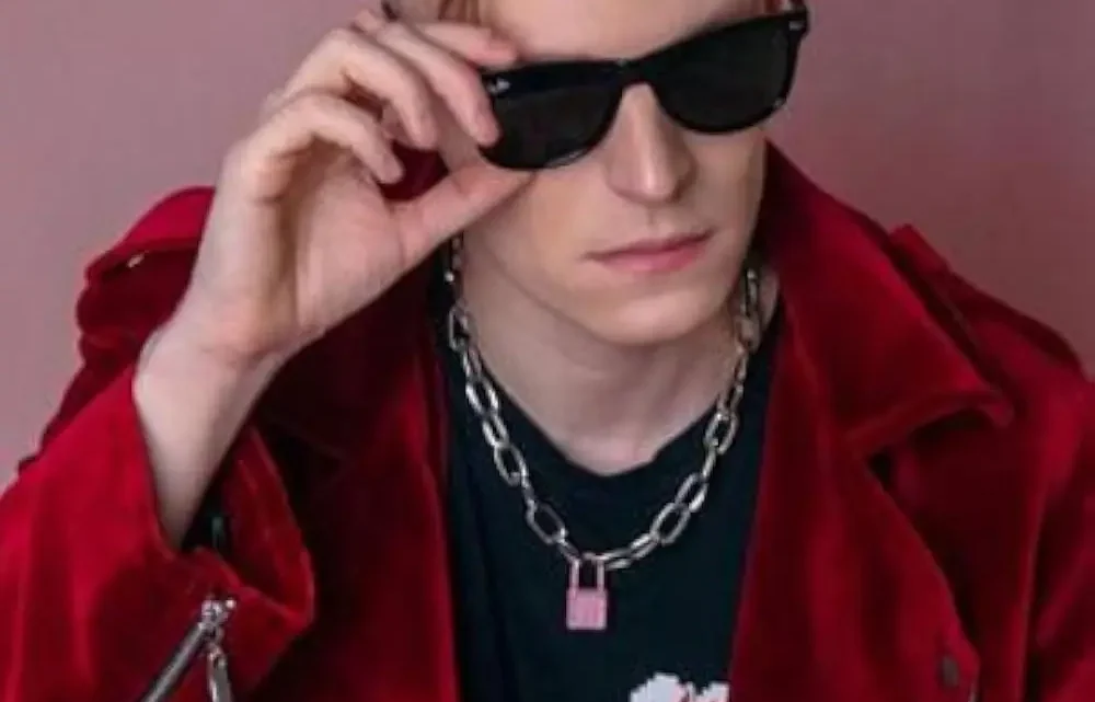 Vladimir Galat Biography: Nationality, Songs, Height, Net Worth, Age, Spouse, Albums, YouTube