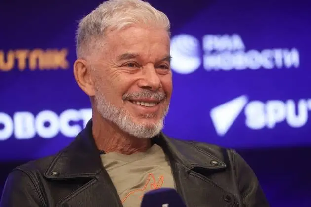 Oleg Gazmanov Biography: Age, Songs, Net Worth, Wife, Height, Albums, Children, Awards