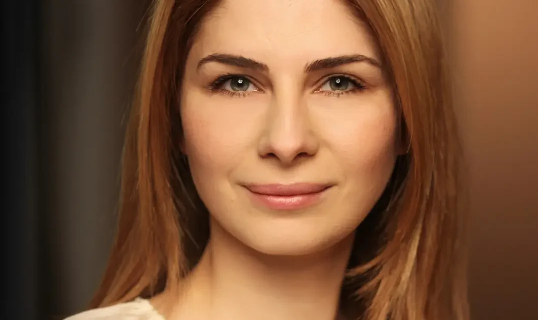 Ece Özdikici Biography: Age, Movies, Net Worth, Husband, Height, Kadın, Instagram, TV Shows