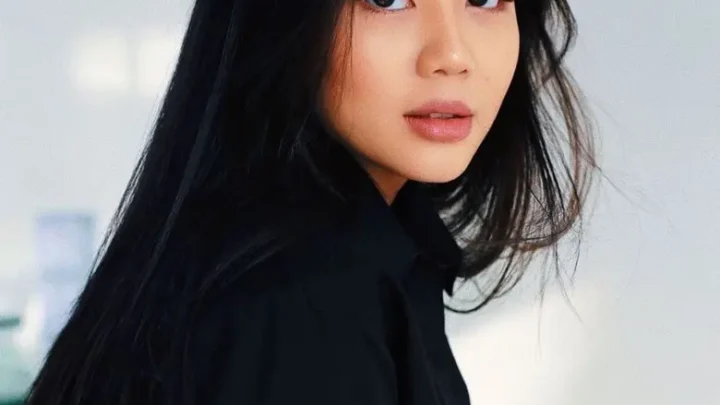 Aijan Asemova Biography: Age, Net Worth, Boyfriend, Height, Instagram, Parents