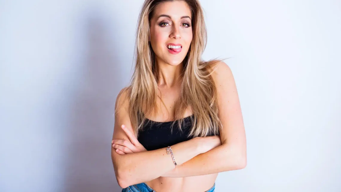 Denyzee Biography: Instagram, Net Worth, Height, Age, Boyfriend, Songs & Albums