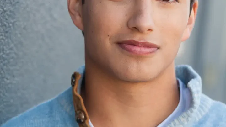 Conor Husting Biography: Age, Girlfriend, Net Worth, Height, Parents, Movies & TV Shows, Instagram