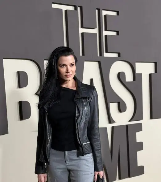 Eleni Yiovas Biography: TV Shows, Height, Age, Boyfriend, Movies,  Parents, Instagram, Net Worth