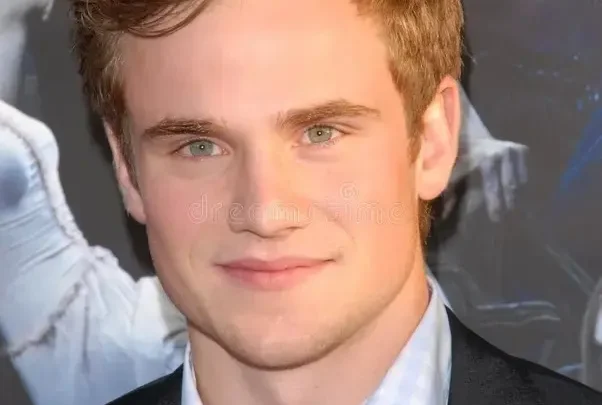 Allan Hyde Biography: Girlfriend, Age, Movies, Net Worth, Ethnicity, Religion, Awards