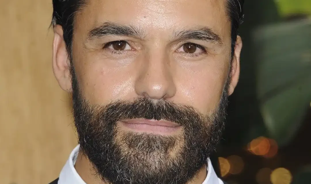 Casper Crump Biography: Awards, Son, Net Worth, Religion, Marriage, Age, Height, Parents