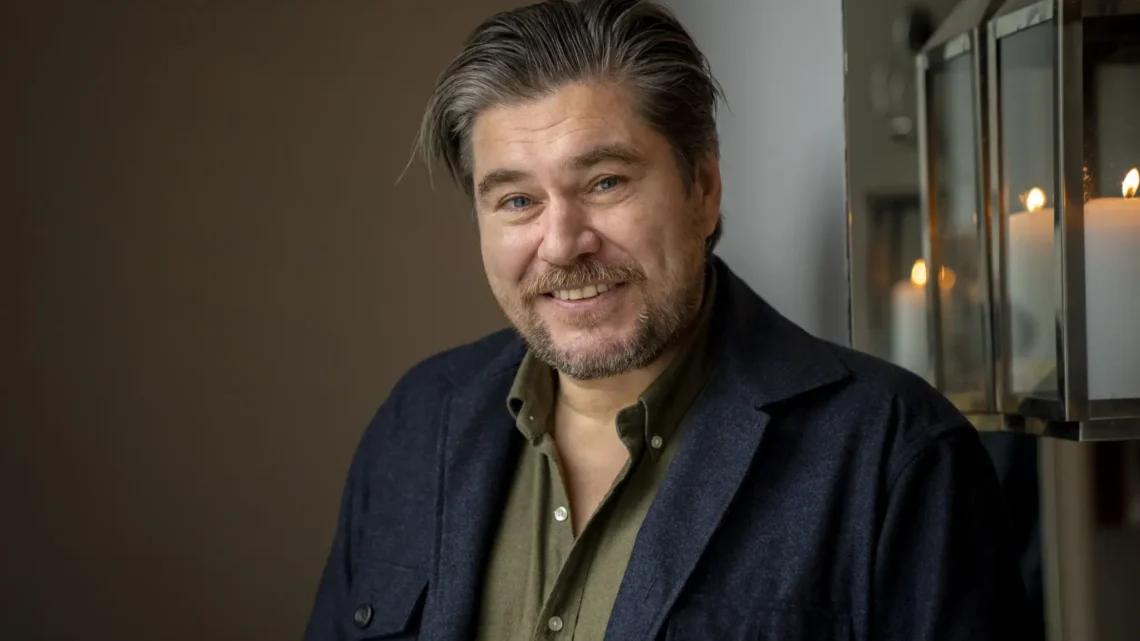 Rasmus Bjerg Biography: Wife, Ethnicity, Net Worth, Height, Age, Movies, Parents