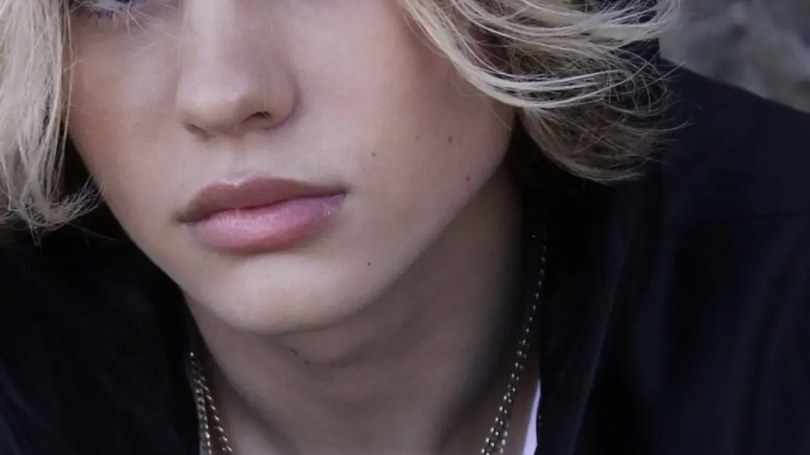 London Cheshire Biography: Girlfriend, Movies, Age, Height, Ethnicity, Awards, Net Worth, Parents