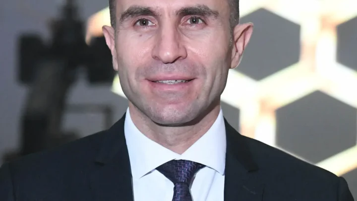 Timur Kapadze Biography: Age, Net Worth, Height, Parents, Career, Wife, Achievements, Club