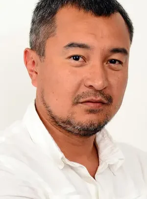 Akan Satayev Biography: Net Worth, Age, Height, Parents, Career, Daughter, Movies, Wife, TV Shows