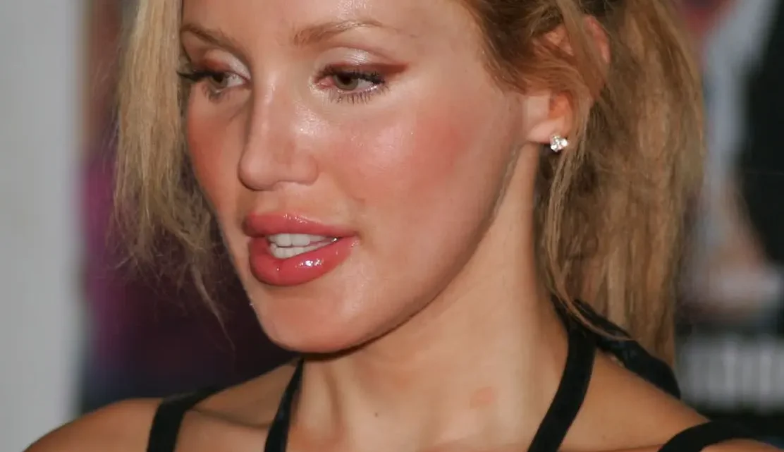 Amanda Swisten Biography: Movies, Age, Instagram, Height, Ethnicity,  Net Worth, Runway, Husband