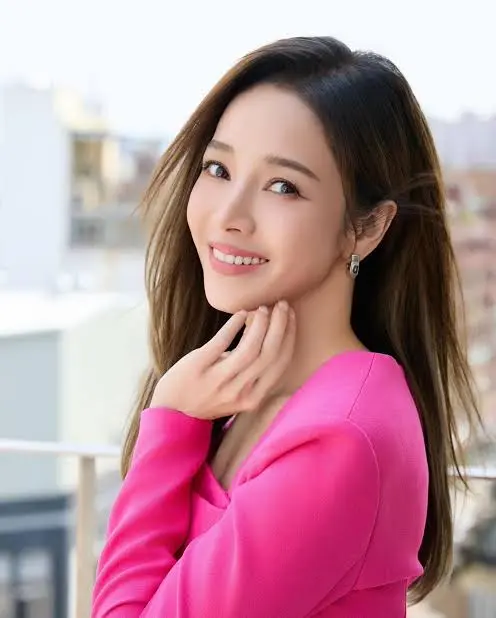 Patty Hou Biography: Net Worth, Height, Age, Parents, Career, Husband, Children, TV Shows