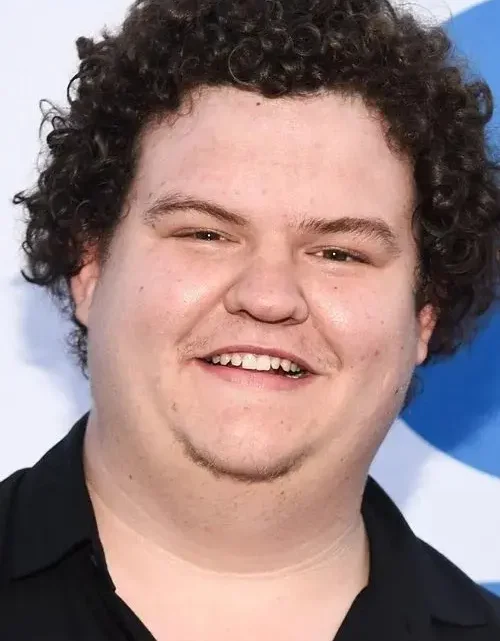 Caleb Emery Biography: Movies, Age, Net Worth, Height, Parents, Ethnicity, Siblings