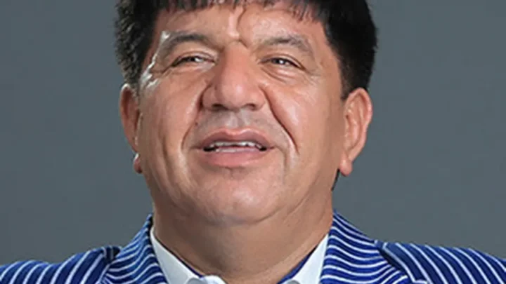 Zokir Ochildiyev Biography: Age, Career, Net Worth, Height, Children, Songs, Parents, Wife