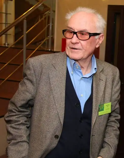 Ali Khamraev Biography: Age, Career, Height, Net Worth, Parents, Movies, Birthplace, Wife