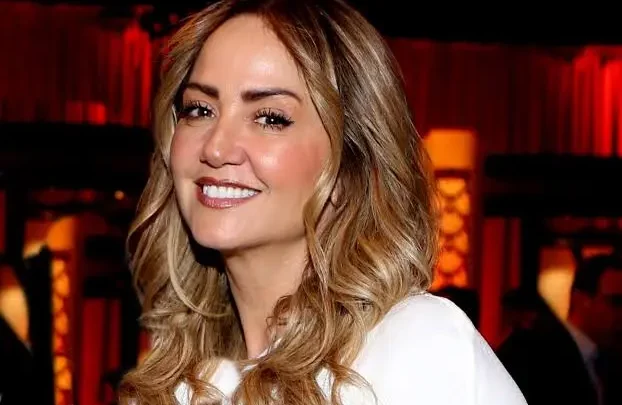 Andrea Legarreta Biography: Parents, Age, Net Worth, Height, Siblings, Husband, Children, Instagram, Movies