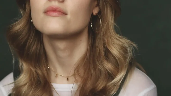 Jennifer English Biography: Partner, YouTube, Ethnicity, Parents, Net Worth, Age, Height, Movies