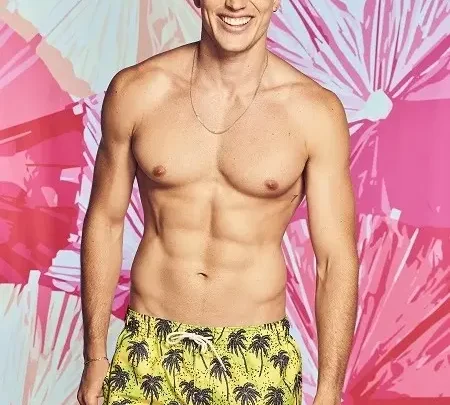 Will Moncada Biography: Awards, Love Island, Parents, Net Worth, Height, Age, Girlfriend, Instagram