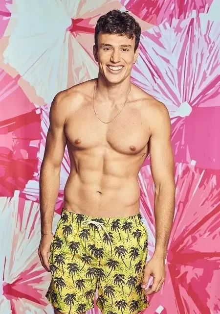 Will Moncada Biography: Awards, Love Island, Parents, Net Worth, Height, Age, Girlfriend, Instagram