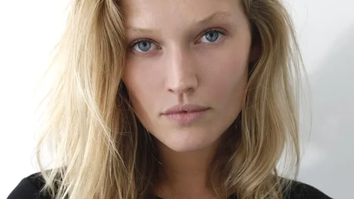 Toni Garrn Biography: Daughter, Age, Height, Net Worth, Instagram, Career, Foundation, Ex-Husband