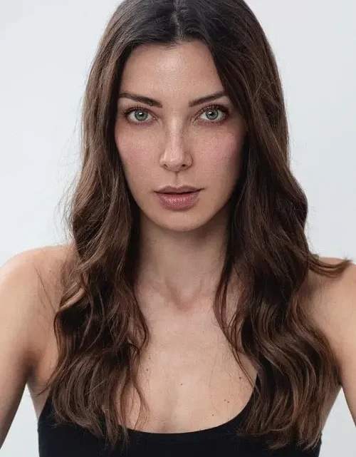 Norma Nivia Biography: Net Worth, Age, Spouse, Height, Children, TV Shows & Movies, Awards