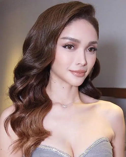 Kazel Kinouchi Biography: Husband, Movies, Age, Sister, Ethnicity, Instagram, Awards, Net Worth