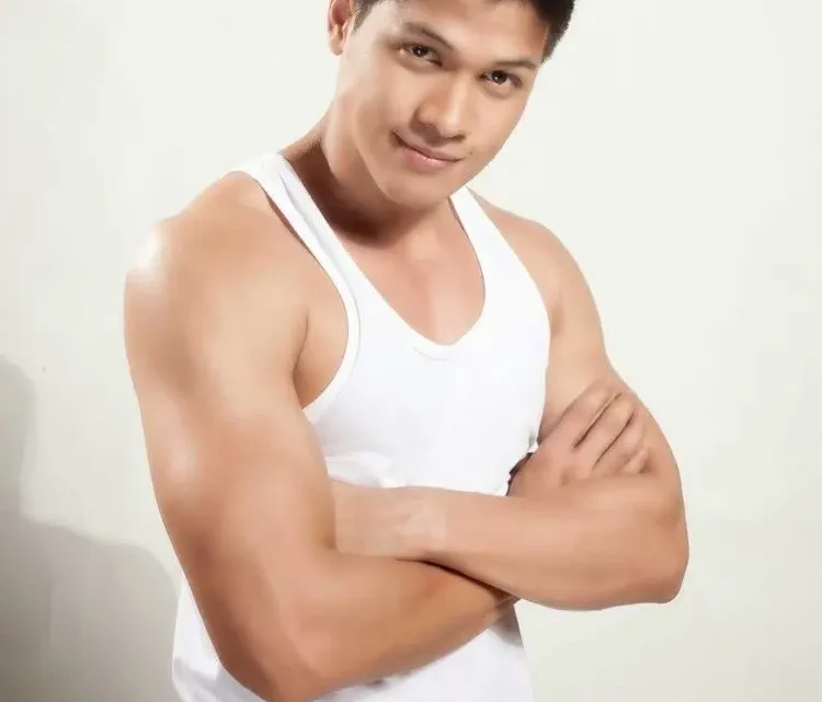 Avin Guiang Abrenica Biography: Net Worth, Movies, Age, Girlfriend, Ethnicity, YouTube, Height, Songs