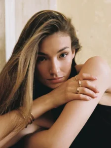 Lorena Rae