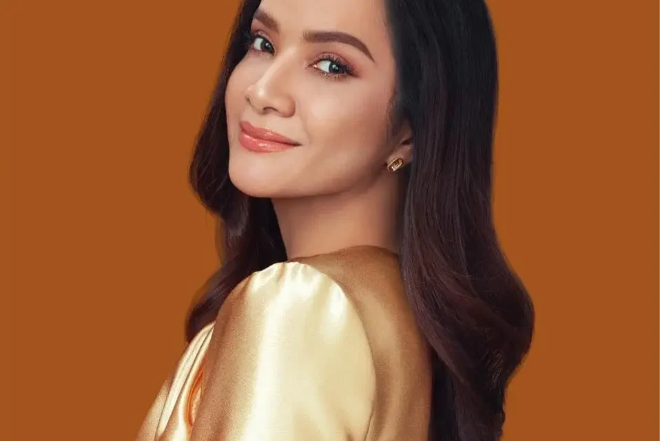 Pich Sophea Biography: Parents, Siblings, Age, Height, Net Worth, Movies & Songs, Husband, Albums