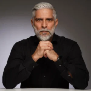 Sebastian Cavazza