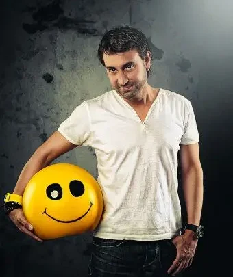 Mike Candys Bio: Net Worth, Age, Height, Parents, Partner, Albums, Songs