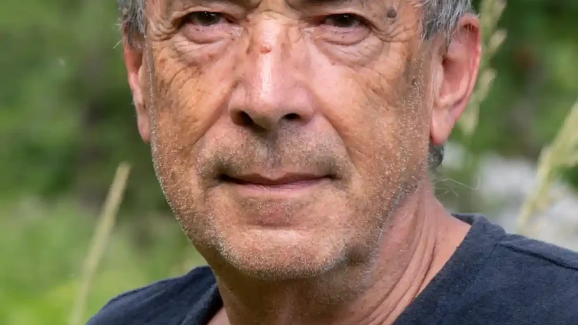 Hubert von Goisern Biography: Wife, Net Worth, Music Band, Travels, Ethnicity, Awards, Movies, Age, Songs, Height