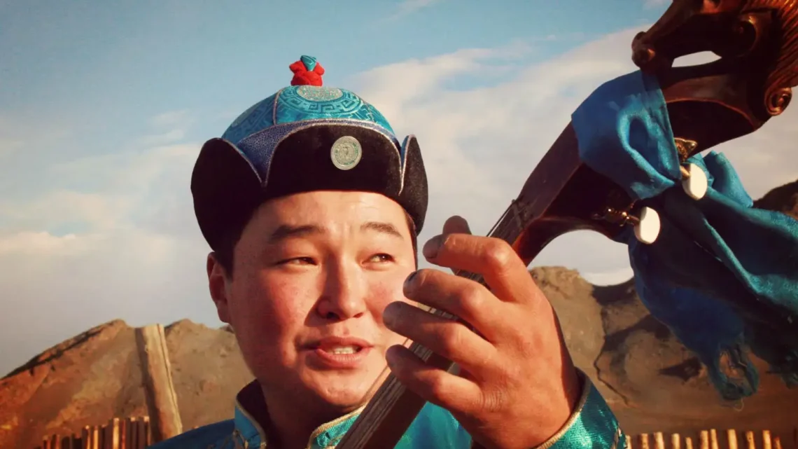 Batsükh Dorj Biography: Net Worth, Age, Height, Parents, Wife, Children, Albums