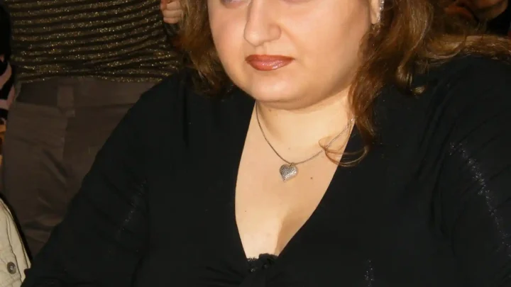 Elina Danielian Biography: Titles, Age, Net Worth, Chess, Husband, Ethnicity, Awards