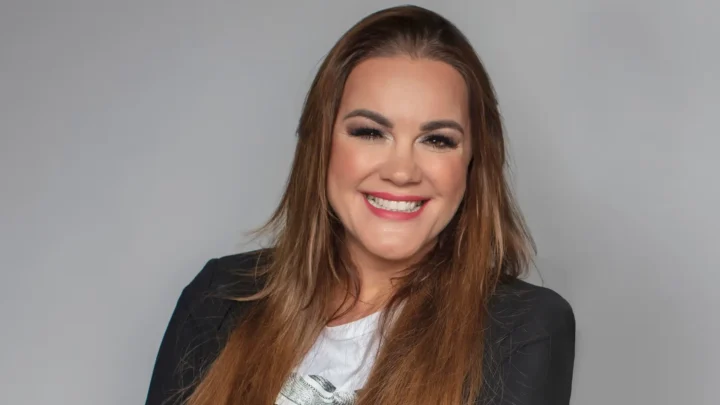 Rebeka Dremelj Bio: Husband, Age, Net Worth, Height, Parents, Children, Songs, Instagram, Movies