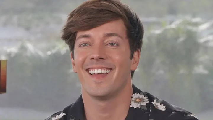 Roger González Biography: Age, Net Worth, Height, Girlfriend, Movies, Awards, Nationality