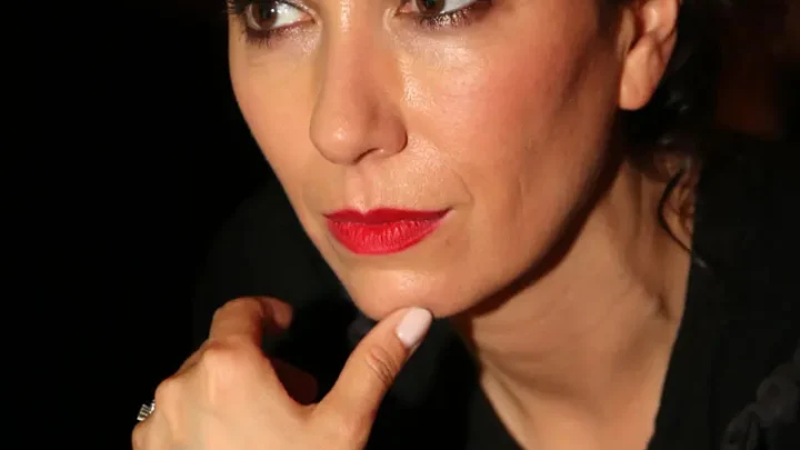 Ursula Strauss Biography: Age, Height, Ethnicity, Religion, Awards, Net Worth, Movies, Husband, Songs