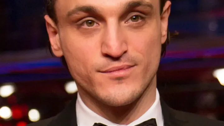 Franz Rogowski Biography: Movies, Age, Siblings, Wife, Ethnicity, Awards, Net Worth, Height