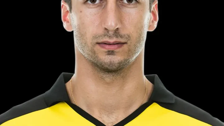 Henrikh Mkhitaryan Biography: Wife, Age, Net Worth, Height, Olympic Medal, Transfers, Children, Awards, Retirement
