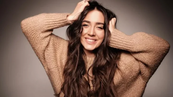 Srbuk Biography: Songs, Ethnicity, YouTube, Net Worth, Age, Height, Parents, Husband, Album