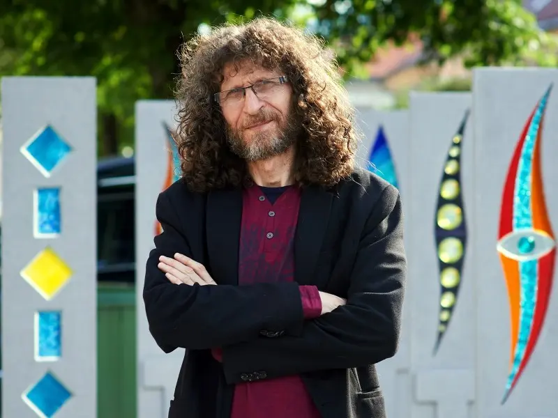 Adi Smolar Biography: Age, Net Worth, Height, Parents, Wife, Children, Albums