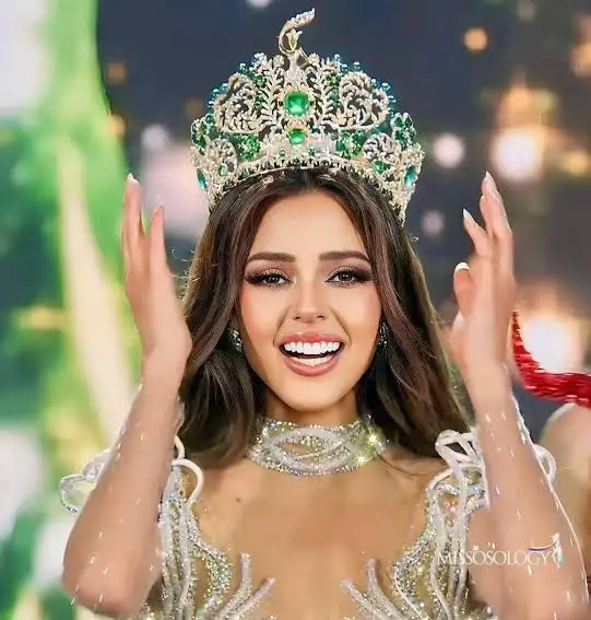 Luciana Fuster Biography: Age, Net Worth, Partner, Height, Parents, TV Shows, Instagram, Pageant Titles