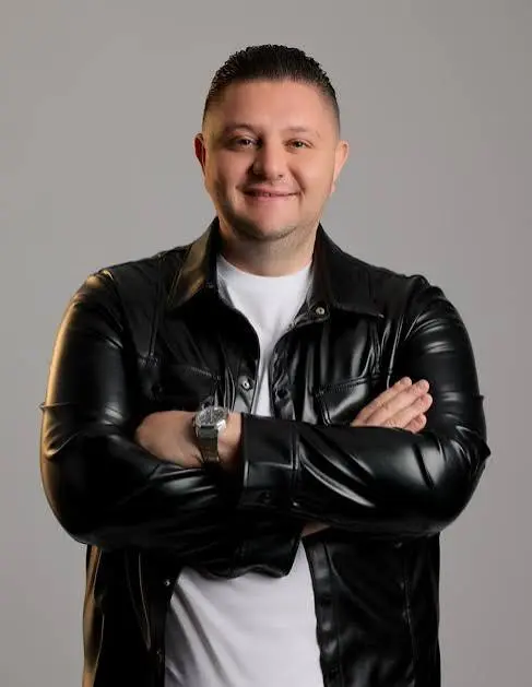 Armenchik Biography: Albums, Age, Height, Songs, Ethnicity, Parents, Collaborations, Awards, Net Worth, Instagram