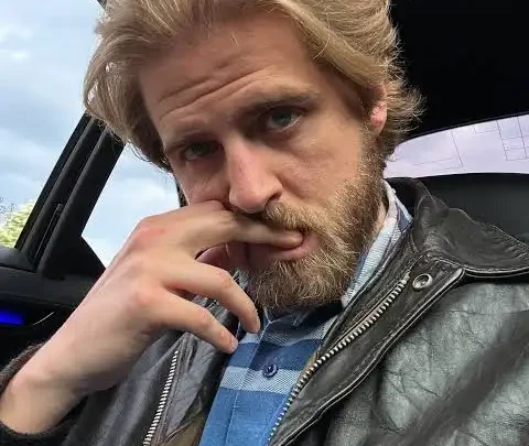 Christian Lee Hutson Biography: Net Worth, Songs, Awards, Ethnicity, Instagram, Age, Height, Band